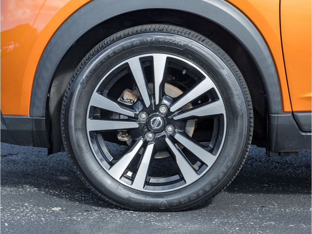 2020 Nissan Kicks SV CLEAN CARFAX | 2-TONE ROOF | REMOTE START | in Cars & Trucks in Oshawa / Durham Region - Image 4