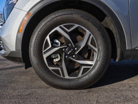 Experience refined performance, thoughtful comfort, and modern convenience with the 2024 Kia Sportag... (image 5)
