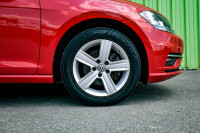 Low Mileage, Sunroof, Leather Seats, Heated Seats, Rear View Camera, SiriusXM! 6 LOCATIONS KINGSTON... (image 6)