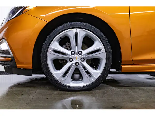 2017 Chevrolet Cruze Premier RS Hatchback Leather BCam in Cars & Trucks in Grande Prairie - Image 28