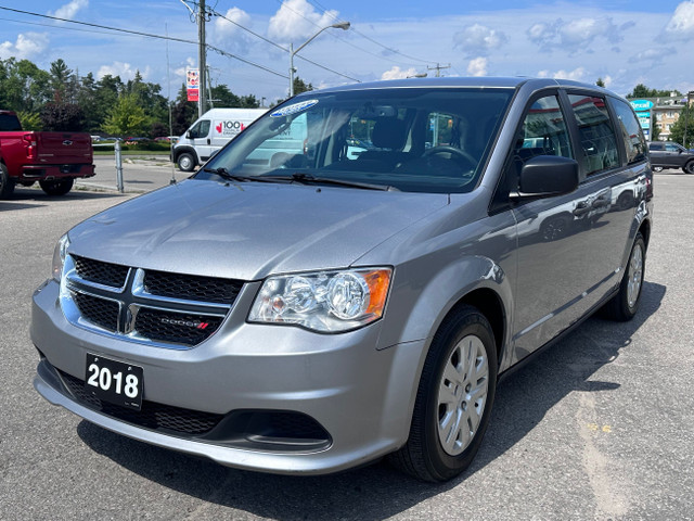 2018 Dodge Grand Caravan CVP/SXT BLUETOOTH | LOW KM in Cars & Trucks in Oshawa / Durham Region - Image 3