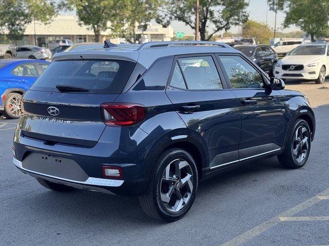 2020 Hyundai Venue URBAN w/ LOW KMS / AUTOMATIC in Cars & Trucks in Calgary - Image 4