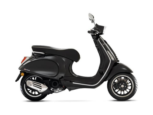 2024 Vespa Sprint 150 in Scooters & Pocket Bikes in Laval / North Shore