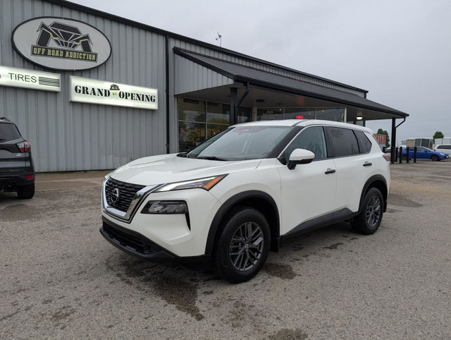 2021 Nissan Rogue in Cars & Trucks in London