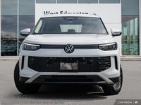 Ample comfort meets cutting-edge technology in the 2025 Volkswagen Tiguan Comfortline. Encased in a... (image 1)