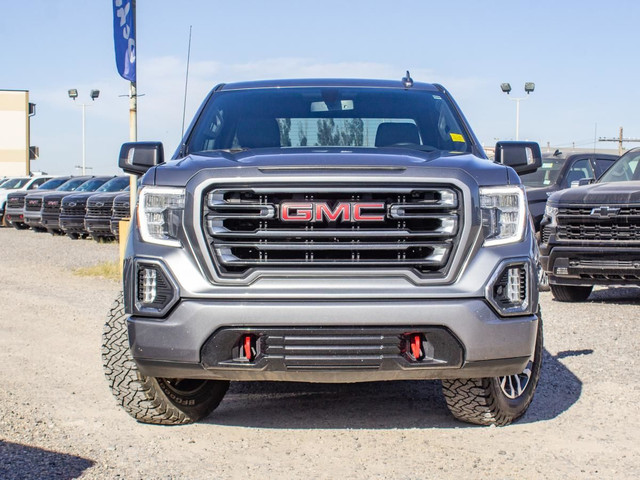 2022 GMC Sierra 1500 Limited Crew Cab Short Box 4-Wheel Drive AT in Cars & Trucks in Edmonton - Image 3