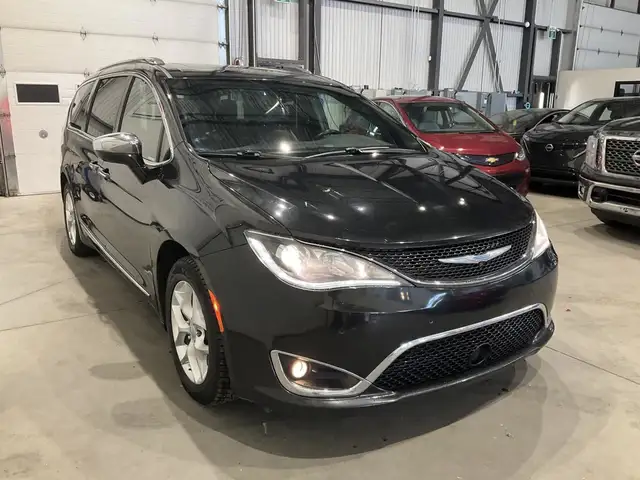 Chrysler Pacifica Hybrid 35th Anniversary Limited Edition AWD *D62932757471107124