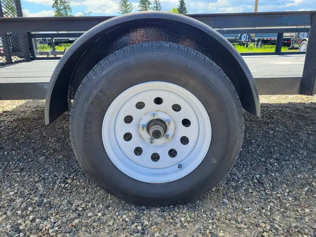 6'X14' SA RAINBOW UTILITY TRAILER W/RAMP in Cargo & Utility Trailers in Fort St. John - Image 3