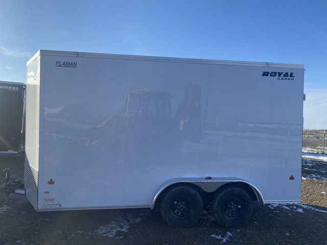 2024 RoyalCargo LCHT35-7.516V-86 Enclosed Cargo Trailer in Cargo & Utility Trailers in Swift Current - Image 2