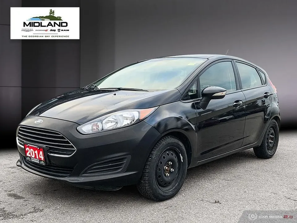 2014 FORD FIESTA FINANCING AVAILABLE/ HATCHBACK/ GREAT ON GAS