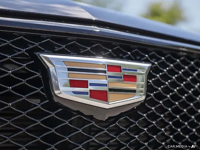 2024 Cadillac XT6 Sport HANDS-FREE SUPER CRUISE | AMAZON ALEX... in Cars & Trucks in London - Image 10