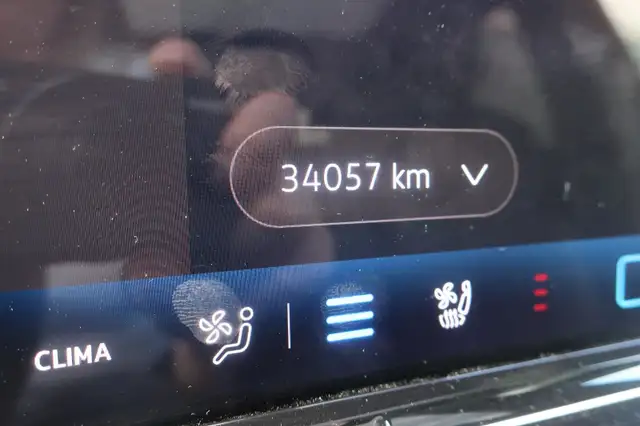 Volkswagen ID.4 Pro S AWD + Toit Ouvrant + Keyless + NAV 2024 in Cars & Trucks in Lévis - Image 17