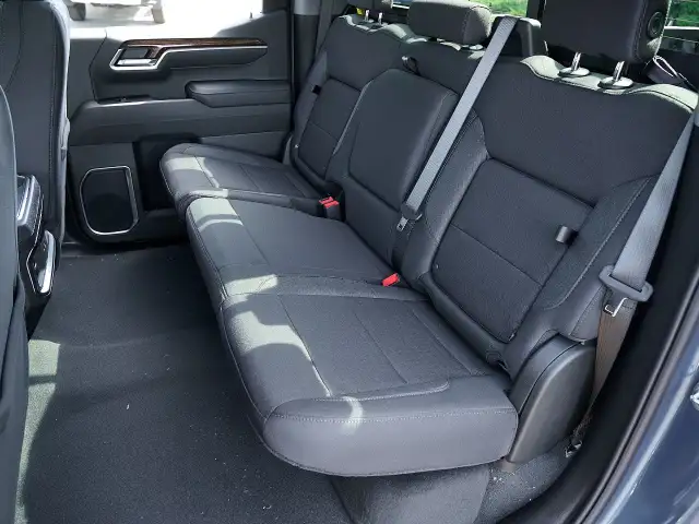 2025 GMC Sierra 1500 in Cars & Trucks in Kamloops - Image 38