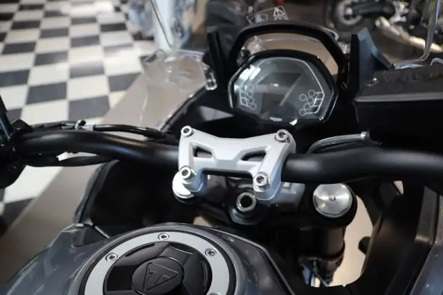 2025 Triumph Tiger Sport 800 in Street, Cruisers & Choppers in Edmonton - Image 4