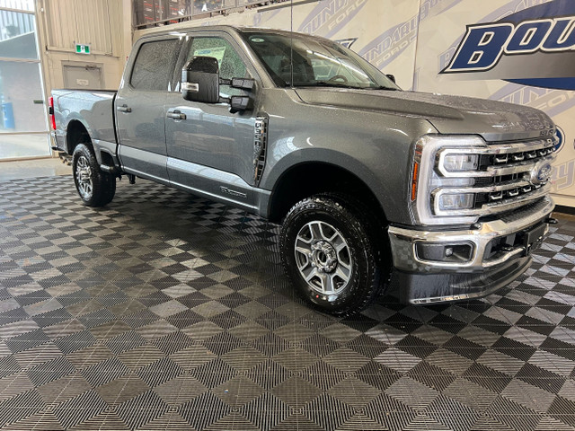 2025 Ford F-350 LARIAT | PRO POWER ONBOARD - 2KW | 360 CAMERA in Cars & Trucks in Lloydminster - Image 2