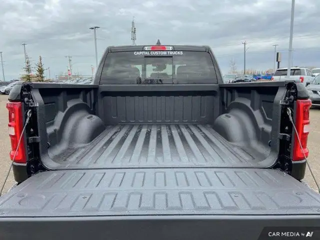2025 Ram 1500 Big Horn | 3.0L I–6 Hurricane Twin Turbo dans Autos et camions dans Ville d’Edmonton - Image 17