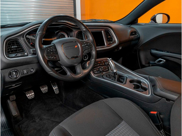  2021 Dodge Challenger R/T HELLRAISIN *NAV* KARDON SIÈGES / VOLA dans Autos et camions  à Laurentides - Image 2