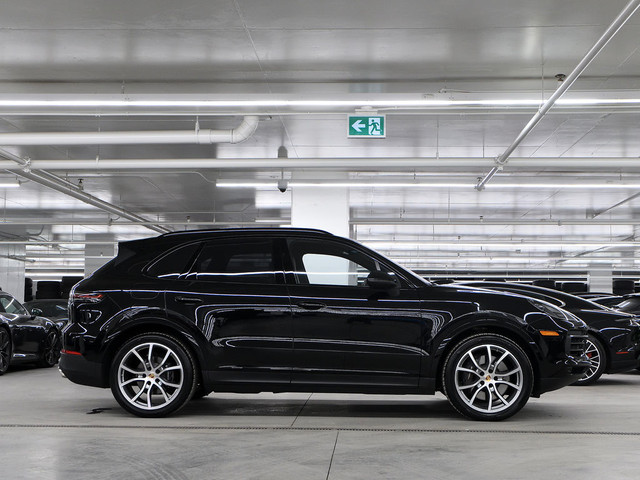2023 Porsche Cayenne Cayenne / Premium Pack / Bose in Cars & Trucks in Longueuil / South Shore - Image 2