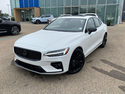 2023 Volvo S60 B5 AWD Core - Black Edition