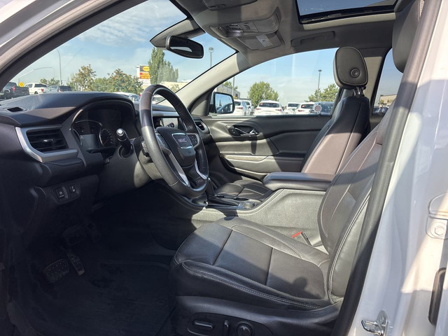 2017 GMC Acadia in Cars & Trucks in Strathcona County - Image 4