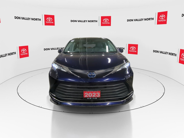 2023 Toyota Sienna XLE 8-Passenger CERTIFIED | CARPLAY | ALLO... in Cars & Trucks in City of Toronto - Image 3