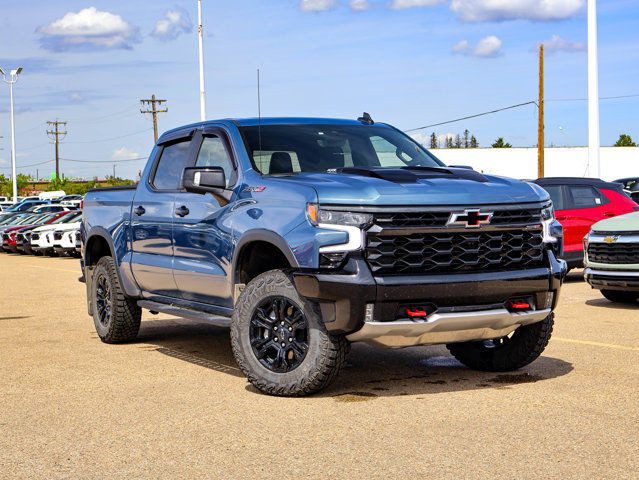 2024 Chevrolet Silverado 1500 ZR2 6.2L in Cars & Trucks in Edmonton - Image 2