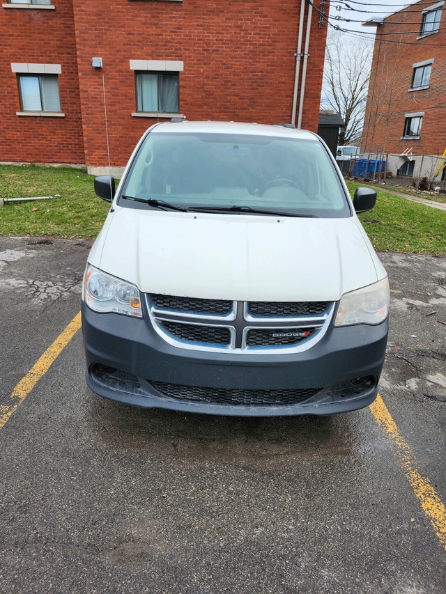 2012 Dodge Grand Caravan SE in Cars & Trucks in Laval / North Shore - Image 2