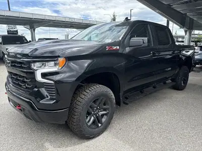 This CHEVROLET SILVERADO 1500 boasts a Gas V8 5.3L/325 engine powering this Automatic transmission....