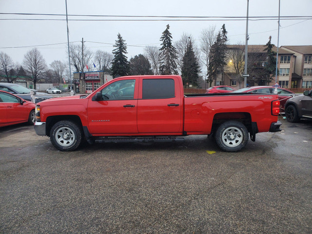 2017 Chevrolet Silverado 1500 4WD Crew Cab in Cars & Trucks in Mississauga / Peel Region - Image 2