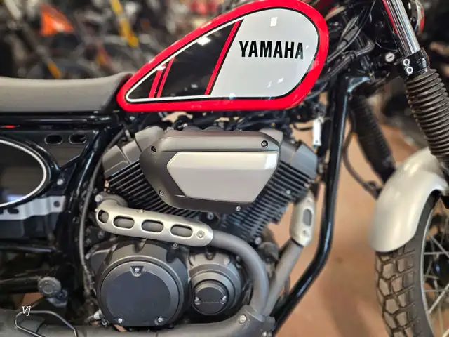 2017 Yamaha SCR950 SCRAMBLER in Street, Cruisers & Choppers in Grande Prairie - Image 4