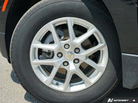 This 2022 Chevrolet Equinox LT, boasting a sleek Mosaic Black Metallic exterior, offers a perfect bl... (image 5)
