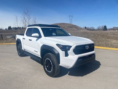 2024 Toyota Tacoma TRD OFF ROAD M/T SHORTBOX - DEMO NOT FOR SALE