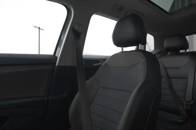 2023 Volkswagen Taos in Cars & Trucks in Delta/Surrey/Langley - Image 19