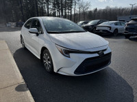 Toyota Corolla Hybride Le Awd Carplay Bluetooth Sièges Chauffants Mags 2024 à vendre13000km, automat... (image 2)