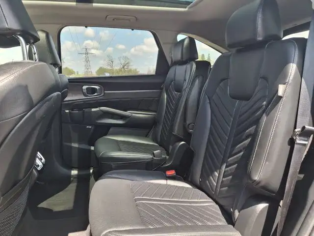 2024 Kia Sorento X-Line Limited AWD | Leather | Pano Roof | Nav in Cars & Trucks in Guelph - Image 27