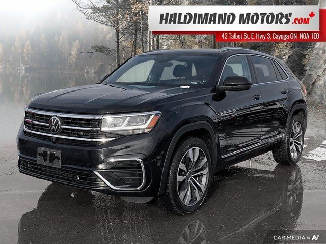 2023 Volkswagen Atlas Cross Sport Execline in Cars & Trucks in Hamilton