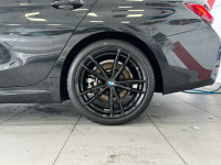 BMW 3 Series 330i xDrive AWD 8-Speed Automatic 2.0L 4-Cylinder EXTERIOR BLACK SAPPHIRE METALLIC INTE... (image 7)