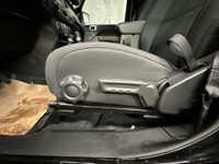 ~An AMVIC licensed dealer~ Safety Equipment ABS And Driveline Traction Control Side Impact Beams Dua... (image 7)