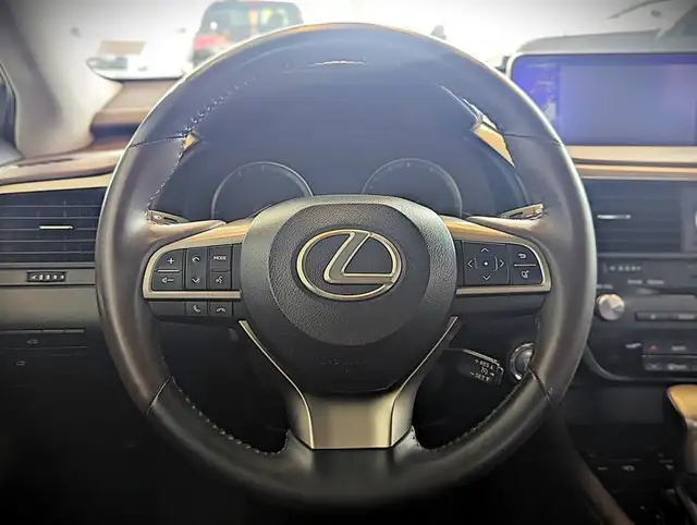 2016 Lexus RX 350 AWD in Cars & Trucks in City of Montréal - Image 19