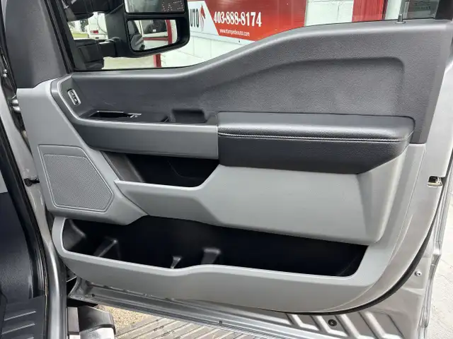2023 Ford Super Duty F-350 SRW XLT | 6.7L DIESEL | CREW CAB | 8  dans Autos et camions dans Calgary - Image 15