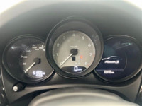 Porsche Macan 2022 in very good condition, delivered with a single key and winter kit included - per... (image 7)
