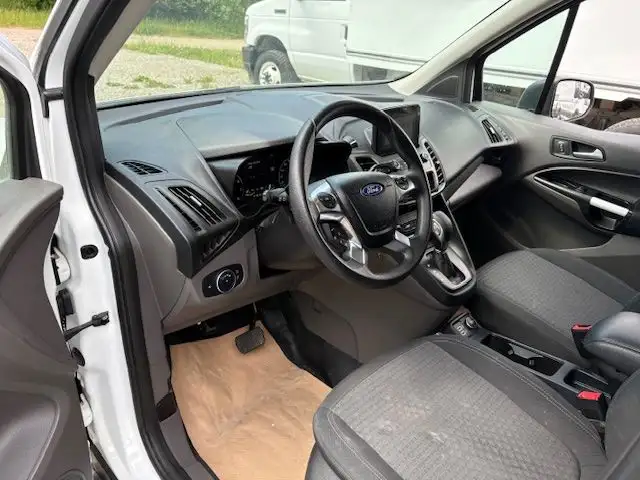 2019 FORD TRANSIT CONNECT VAN XLT $5K UPFITTED LOADED CAN FINANC dans Autos et camions dans Calgary - Image 19