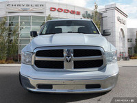 This Ram 1500 Classic has a strong Regular Unleaded V-6 3.6 L/220 engine powering this Automatic tra... (image 5)