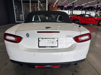 Fiat 124 Spider Lusso 2017 – Décapotable blanche, seulement 35 602 km! Style italien, plaisir pur, l... (image 4)