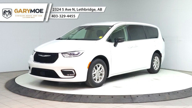 2024 Chrysler Pacifica in Cars & Trucks in Lethbridge