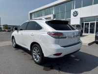 Low Mileage! This Lexus RX defines the mid-size luxury SUV segment. This 2015 Lexus RX is fresh on o... (image 7)