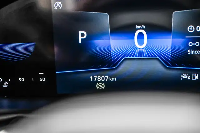 2023 Volkswagen Taos Trendline 1.5T 7sp at DSG w/ Tip 4M 4 Motio in Cars & Trucks in City of Montréal - Image 14