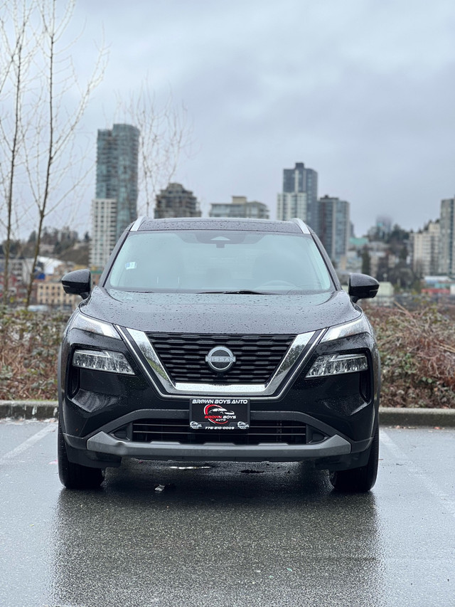 2023 Nissan Rogue SV in Cars & Trucks in Downtown-West End
