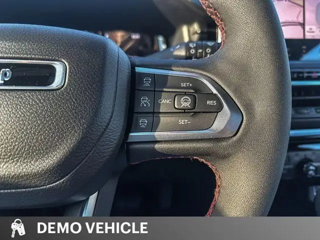 2024 Jeep Compass Trailhawk | 2.0L Turbo | Driver Assist Group dans Autos et camions dans Tricities/Pitt/Maple - Image 14
