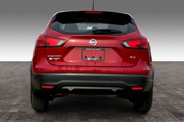 2017 Nissan Qashqai SV in Cars & Trucks in Strathcona County - Image 4